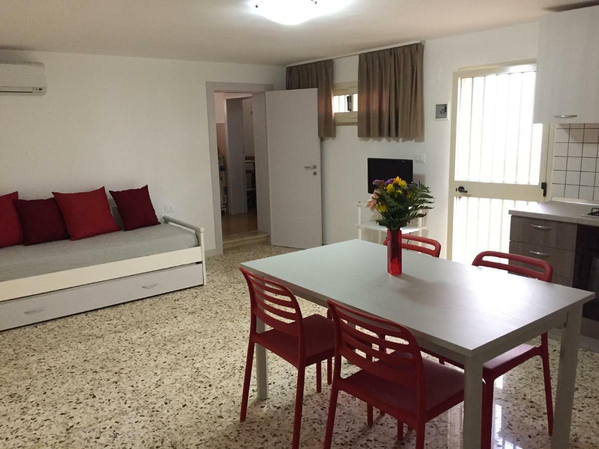 Casapescoluse Apartment *